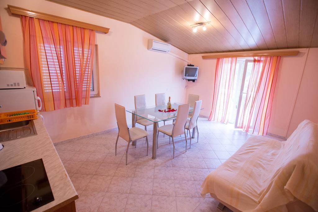 לופאר Apartments Dunja Piric חדר תמונה